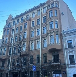 Продажа 5-комн квартиры на вторичном рынке 11-я линия,  д. 52