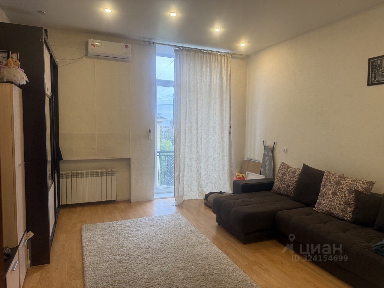 Продажа 2-комн квартиры на вторичном рынке Московский проспект, 145