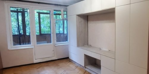 2-комн квартира улица Красных Зорь, 33