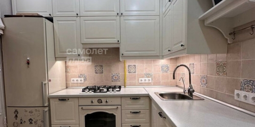 2-комн квартира Викторенко ул,  д. 12