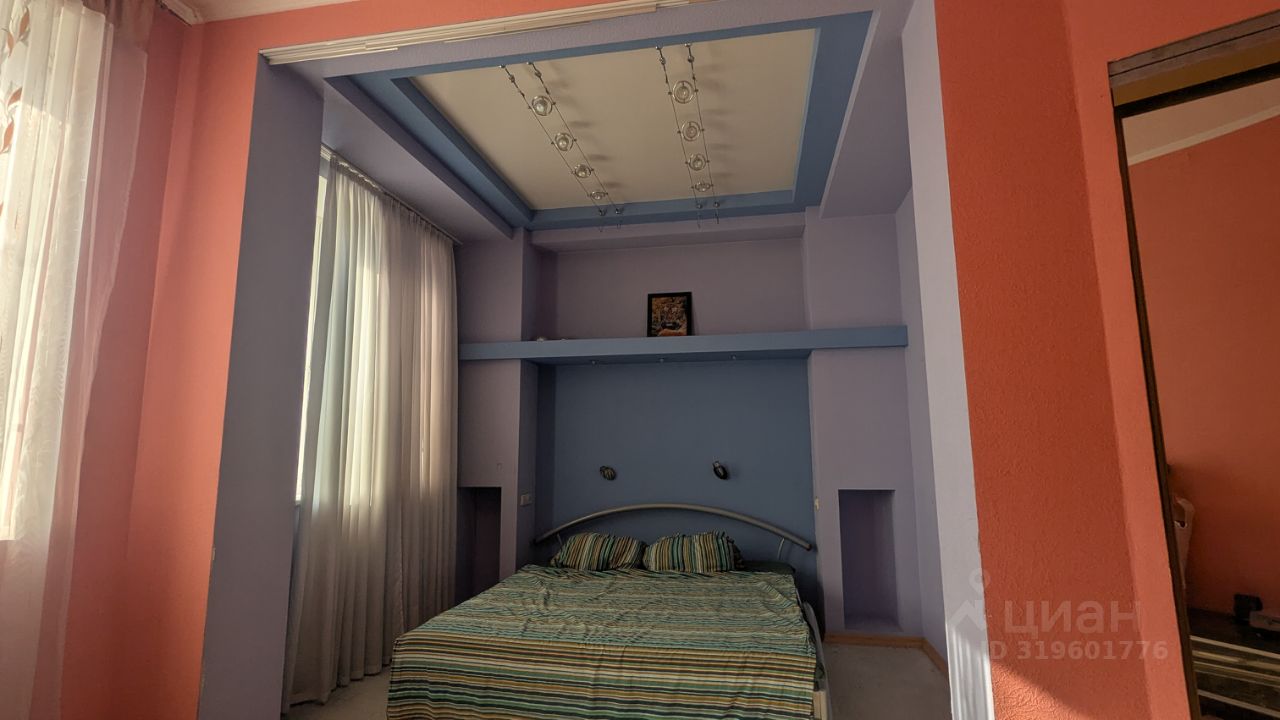 Продажа 3-комн квартиры на вторичном рынке Климовск мкр, улица Заводская,  д. 6