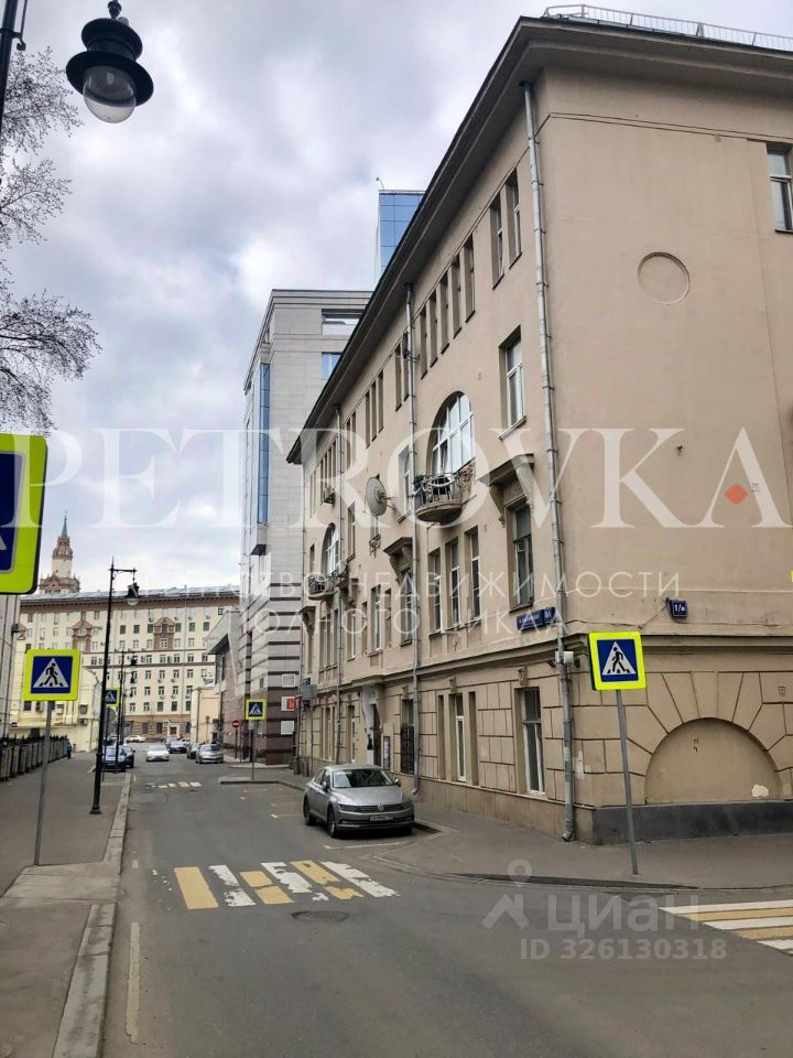 Продажа 3-комн квартиры на вторичном рынке Каковинский М. пер