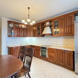 Продажа 3-комн квартиры на вторичном рынке ул Детская,  д. 19