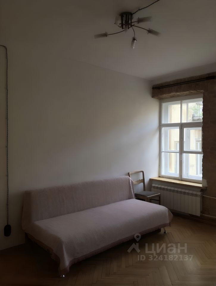 Аренда 2-комн квартиры на вторичном рынке Колокольная улица, 7