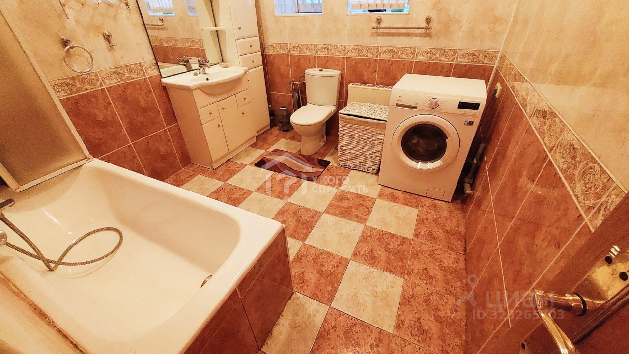 Продажа дома Петергоф, улица Средняя, 24