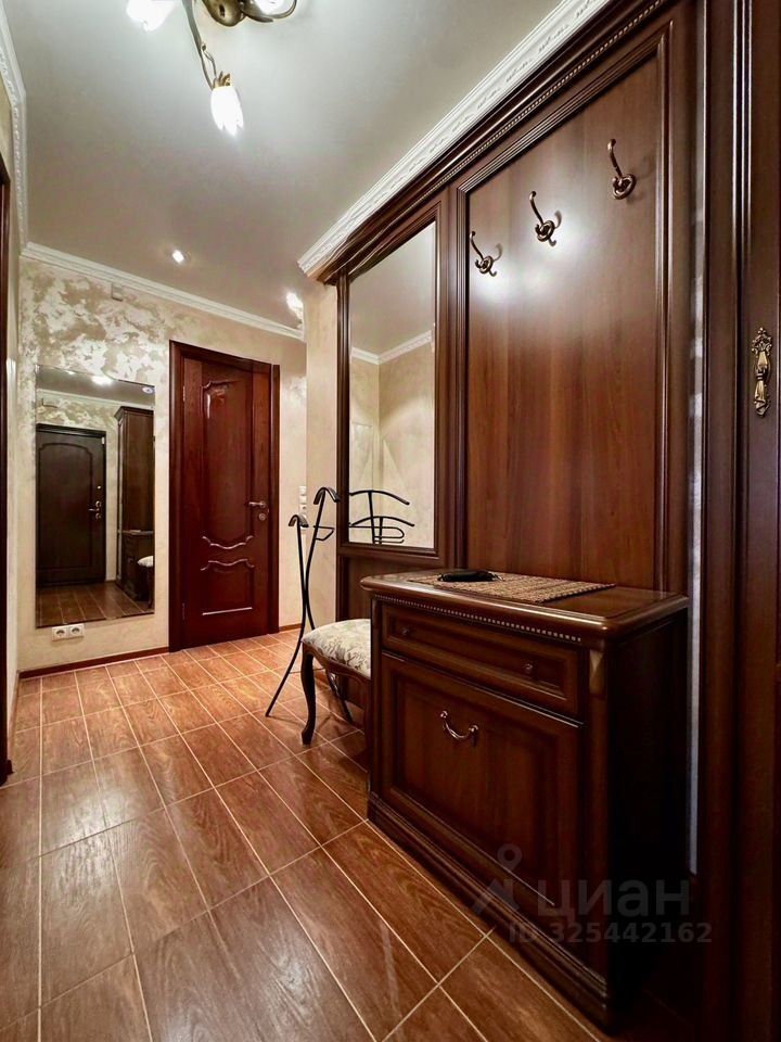 Продажа 2-комн квартиры на вторичном рынке Реутов, Советская улица, 37