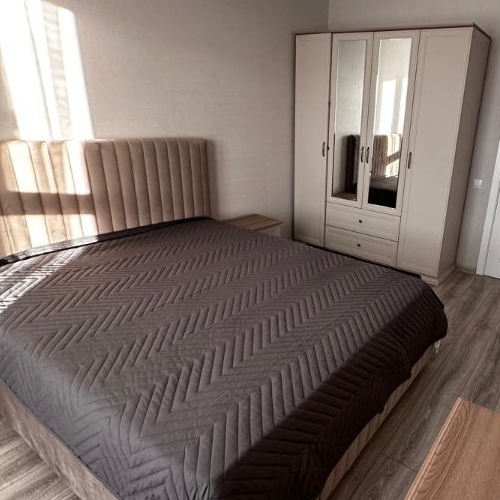 2-комн квартира улица Чирикова, 5