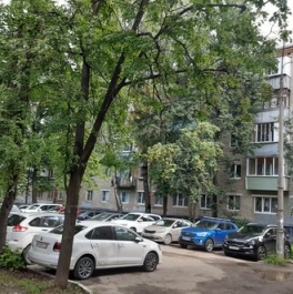 Продажа 2-комн квартиры на вторичном рынке Подольск г, Климовск мкр, 50 лет Октября пр-кт,  д. 11Б