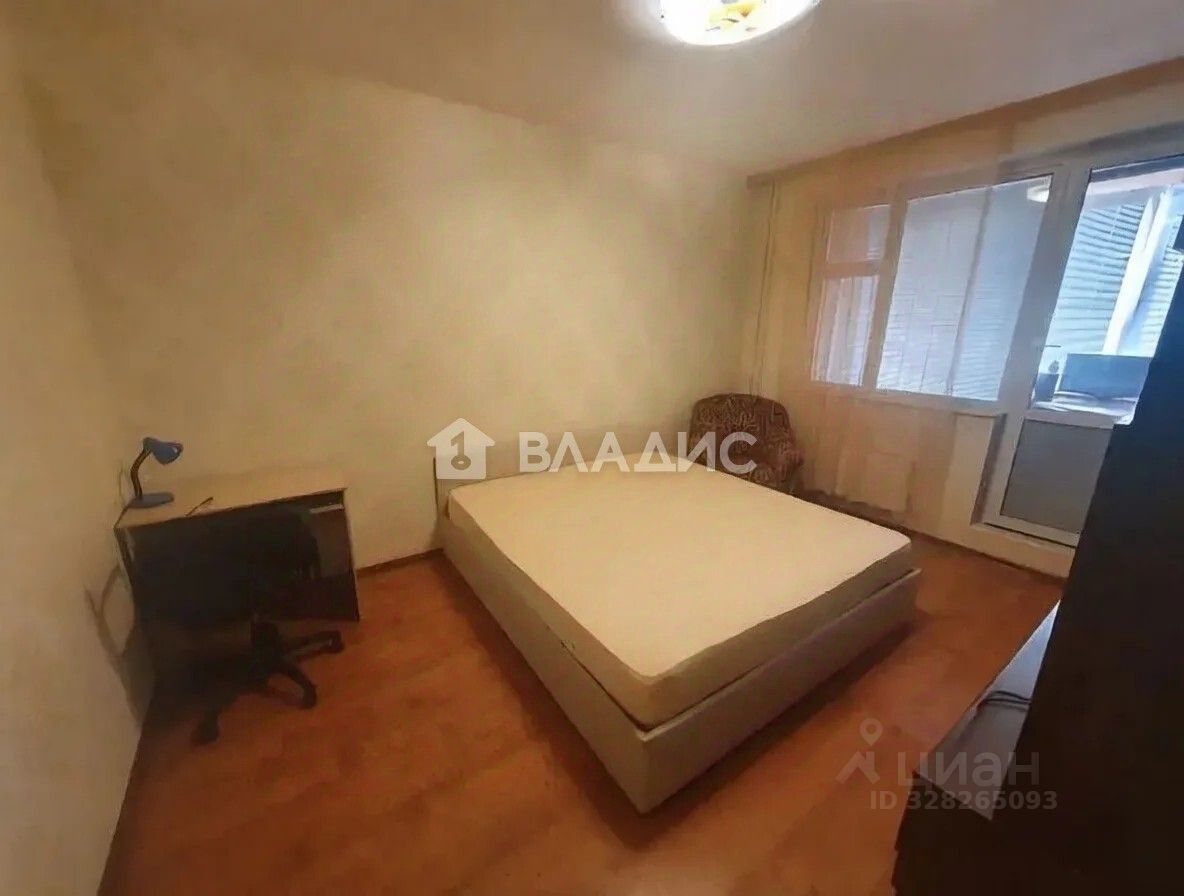 Продажа 2-комн квартиры на вторичном рынке Королев, улица Горького, 12