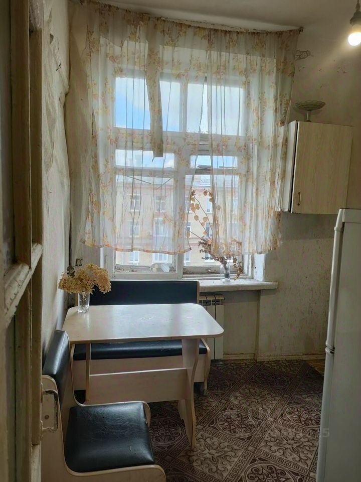 Продажа 2-комн квартиры на вторичном рынке 1-я Владимирская улица, 19/1
