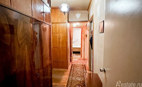 Продажа 2-комн квартиры на вторичном рынке улица Раменки,  д. 25 к2