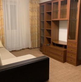 Аренда 2-комн квартиры на вторичном рынке Нагатинский б-р,  д. 10