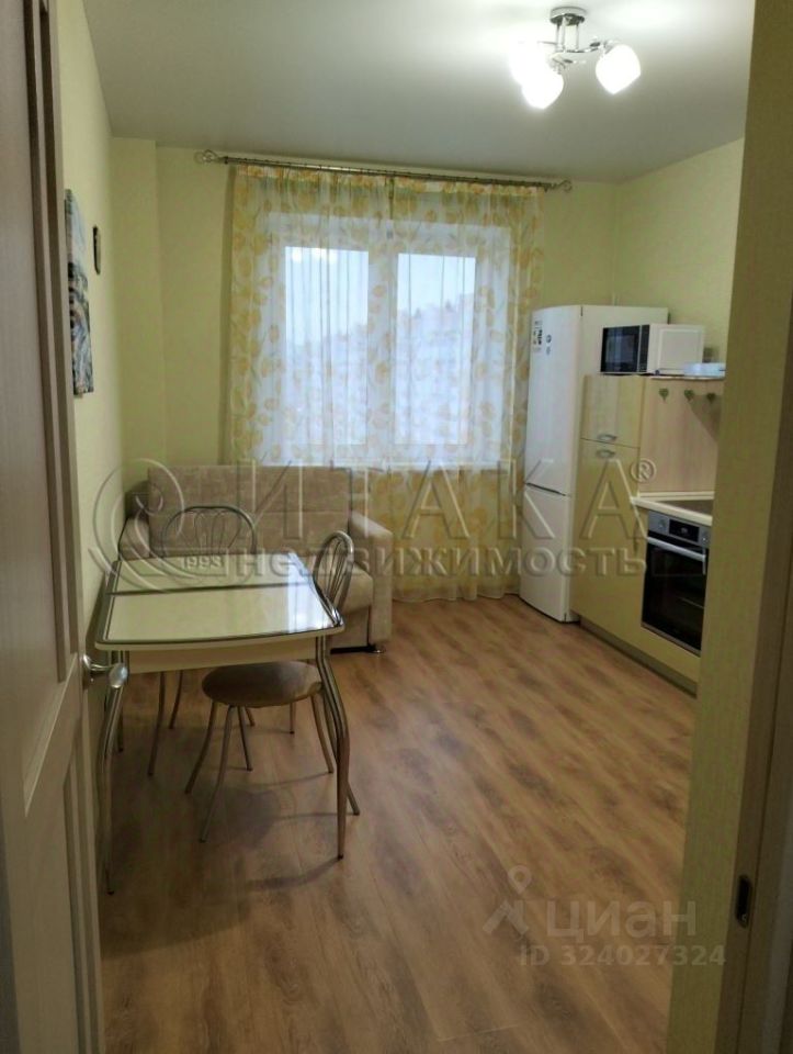 Аренда 1-комн квартиры на вторичном рынке Парашютная улица, 58