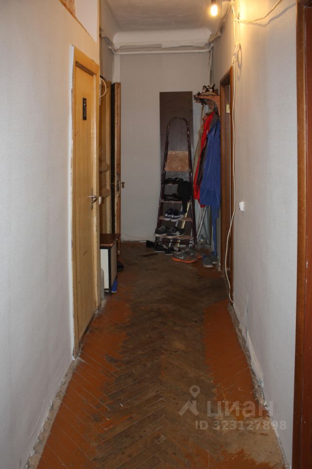 Продажа 3-комн квартиры на вторичном рынке Сытнинская площадь, 3Б