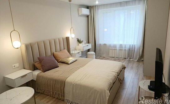 Продажа 1-комн квартиры на вторичном рынке Флотская улица,  д. 45/19