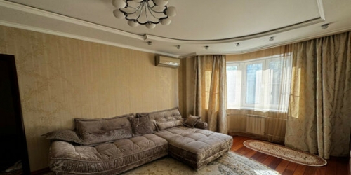 2-комн квартира улица Академика Виноградова,  д. 1