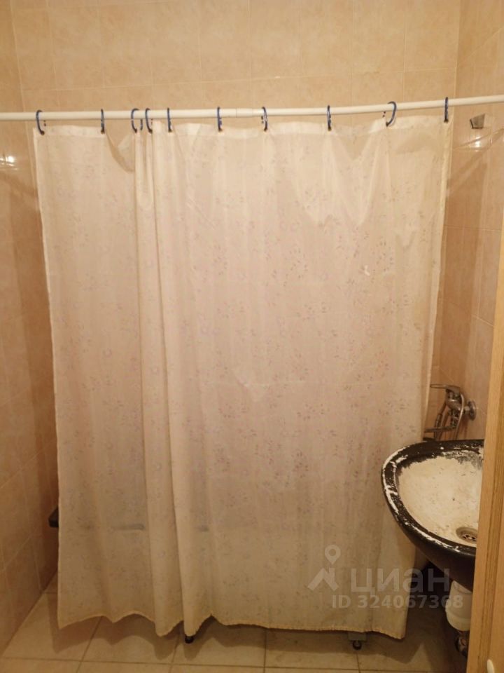 Продажа 1-комн квартиры на вторичном рынке Лобня, Молодежная улица, 14А