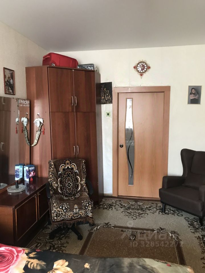 Продажа 3-комн квартиры на вторичном рынке улица Бабушкина, 61