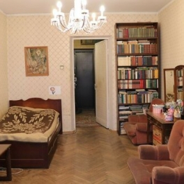 Продажа 2-комн квартиры на вторичном рынке 8 Марта ул,  д. 6