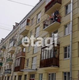 Продажа 1-комн квартиры на вторичном рынке ул Ленсовета,  д. 42