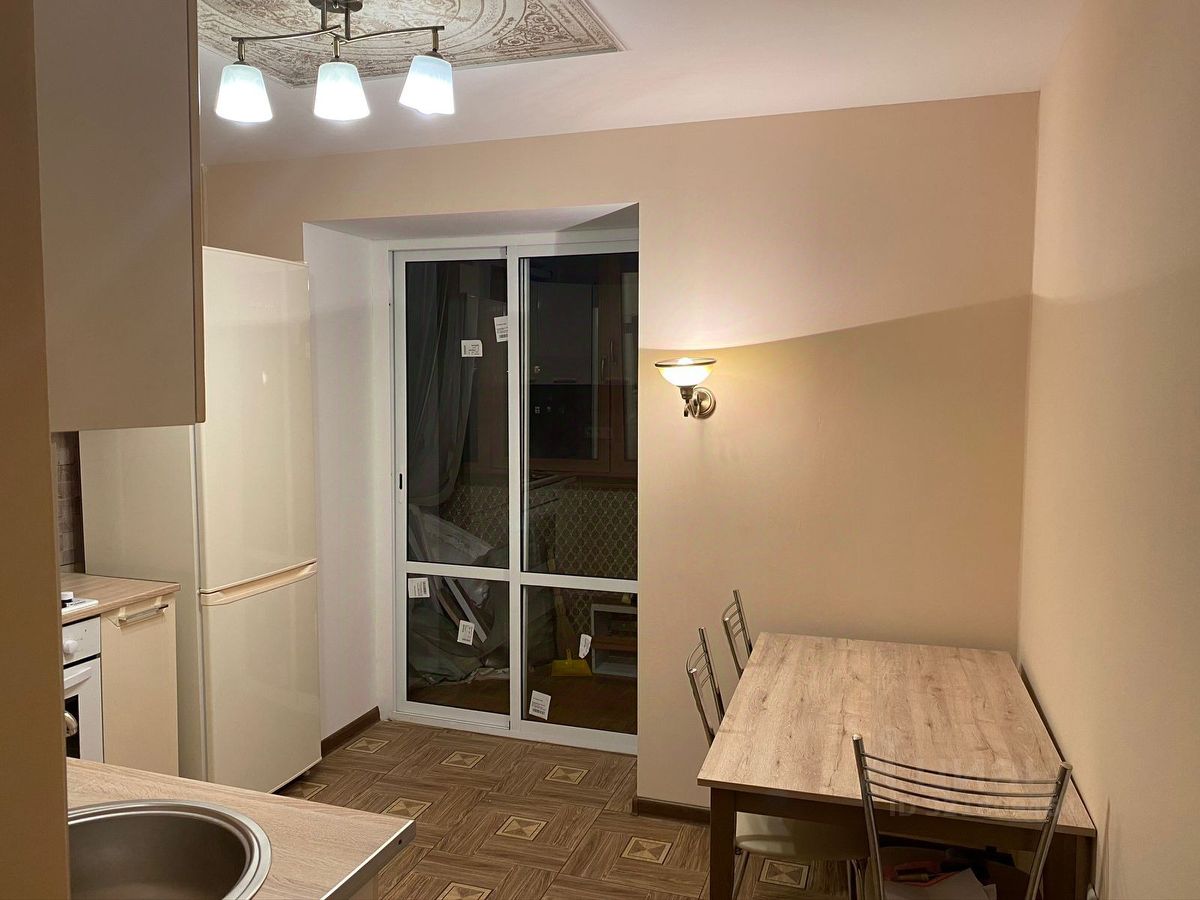 Продажа 3-комн квартиры на вторичном рынке улица Черняховского, 9К4