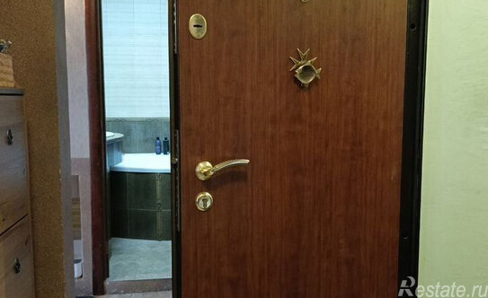 Продажа 2-комн квартиры на вторичном рынке улица Милашенкова,  д. 12В