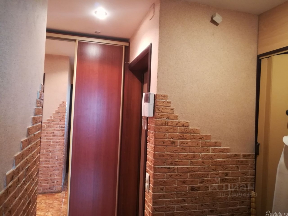 Продажа 2-комн квартиры на вторичном рынке Мытищи, ул Индустриальная,  д. 3,  к. 3