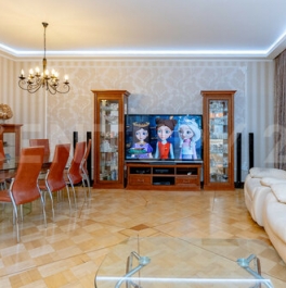 Продажа 3-комн квартиры на вторичном рынке Бассейная ул,  д. 27