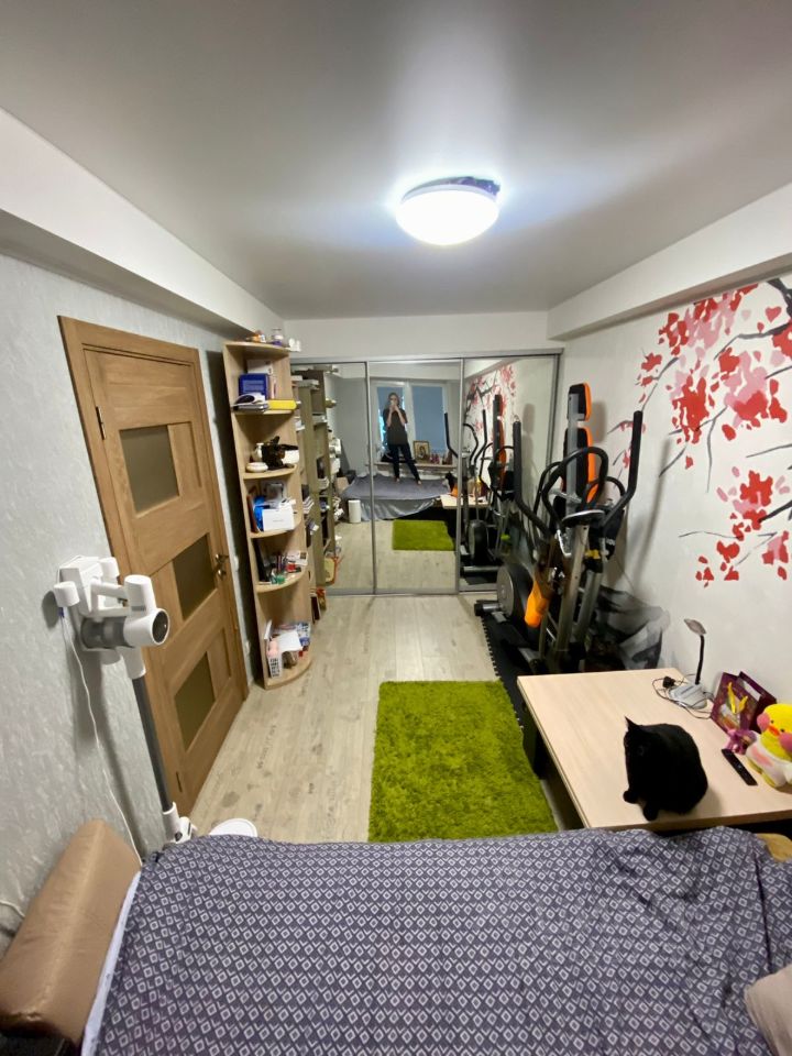 Продажа 2-комн квартиры на вторичном рынке Ленинский проспект, 172