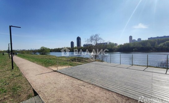 Продажа 2-комн квартиры на вторичном рынке Чкаловский бульвар,  д. 6 к1