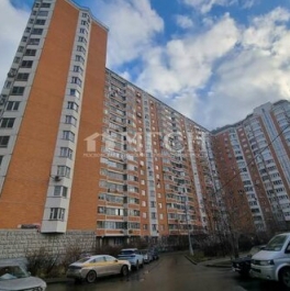 Продажа 2-комн квартиры на вторичном рынке ул Краснодарская,  д. 74,  к. 2 стр 1