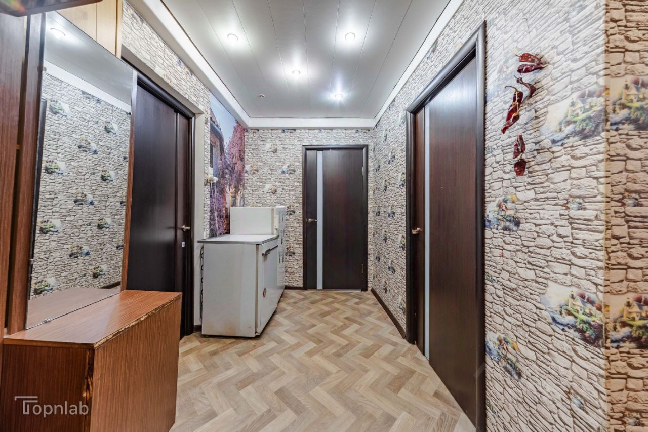 Продажа 4-комн квартиры на вторичном рынке улица Сикейроса, 21к1А