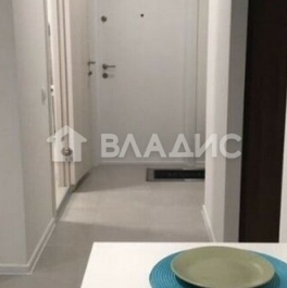 Продажа 1-комн квартиры на вторичном рынке улица Усадебный Парк,  д. 3