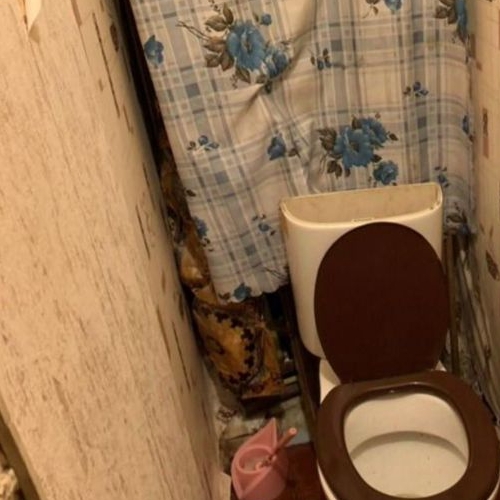 Комната Ломоносов, улица Скуридина, 2