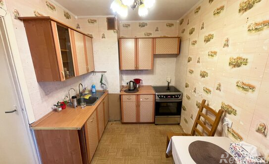 Продажа 2-комн квартиры на вторичном рынке Образцовая улица,  д. 8 к2