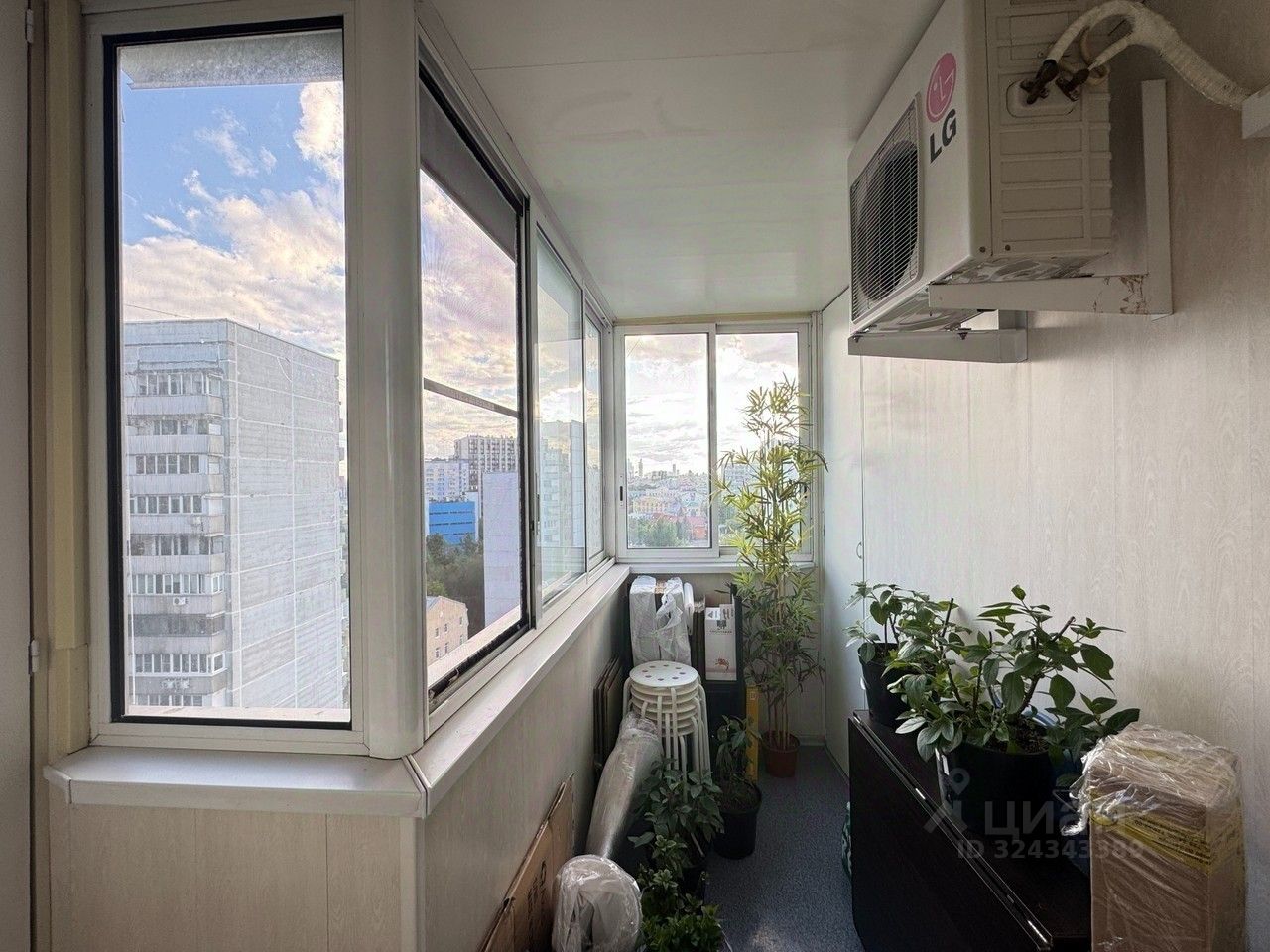 Продажа 3-комн квартиры на вторичном рынке Спасская Б. ул,  д. 33