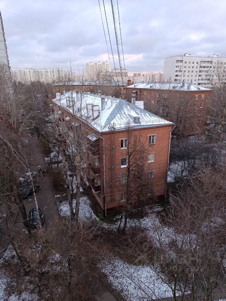 Продажа 1-комн квартиры на вторичном рынке Беловежская улица, 77