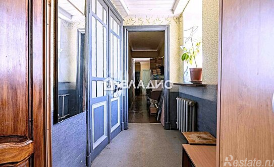 Продажа 3-комн квартиры на вторичном рынке 18-я линия,  д. 19