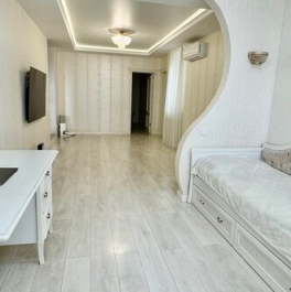 Продажа 1-комн квартиры на вторичном рынке Красноказарменная улица,  д. 14А к6