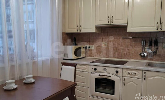 Продажа 1-комн квартиры на вторичном рынке улица Коштоянца,  д. 10