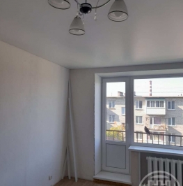 Продажа 3-комн квартиры на вторичном рынке Сланцы г., Баранова ул. ,  д. 4,  к. 1