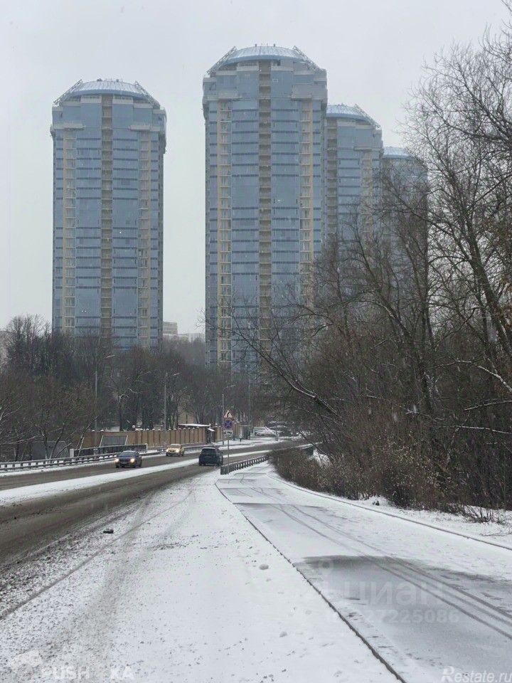 Продажа гаража Нежинская улица,  д. 1 к2