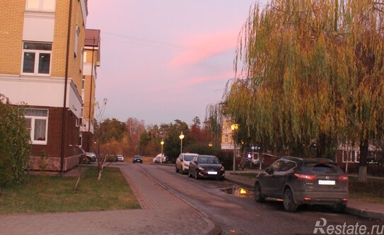 Продажа 2-комн квартиры на вторичном рынке Салтыковка, ул Черняховского,  д. 26