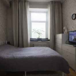 Продажа 3-комн квартиры на вторичном рынке Кронверкский пр-кт,  д. 27 литБ