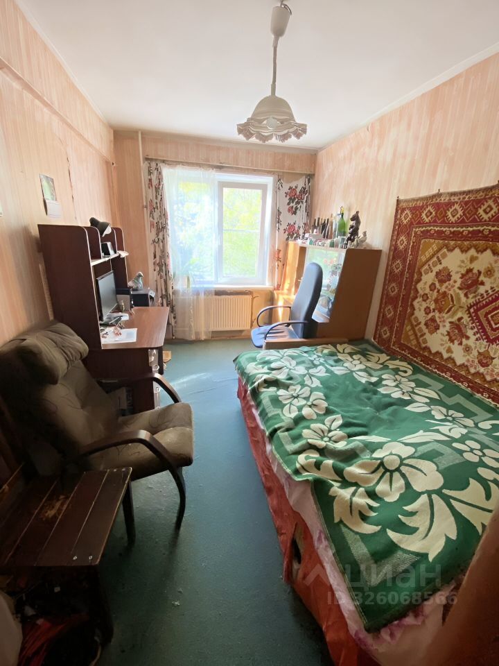 Продажа 3-комн квартиры на вторичном рынке Сестрорецк, набережная Строителей, 8