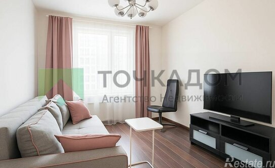 Продажа 2-комн квартиры на вторичном рынке улица Нины Петровой