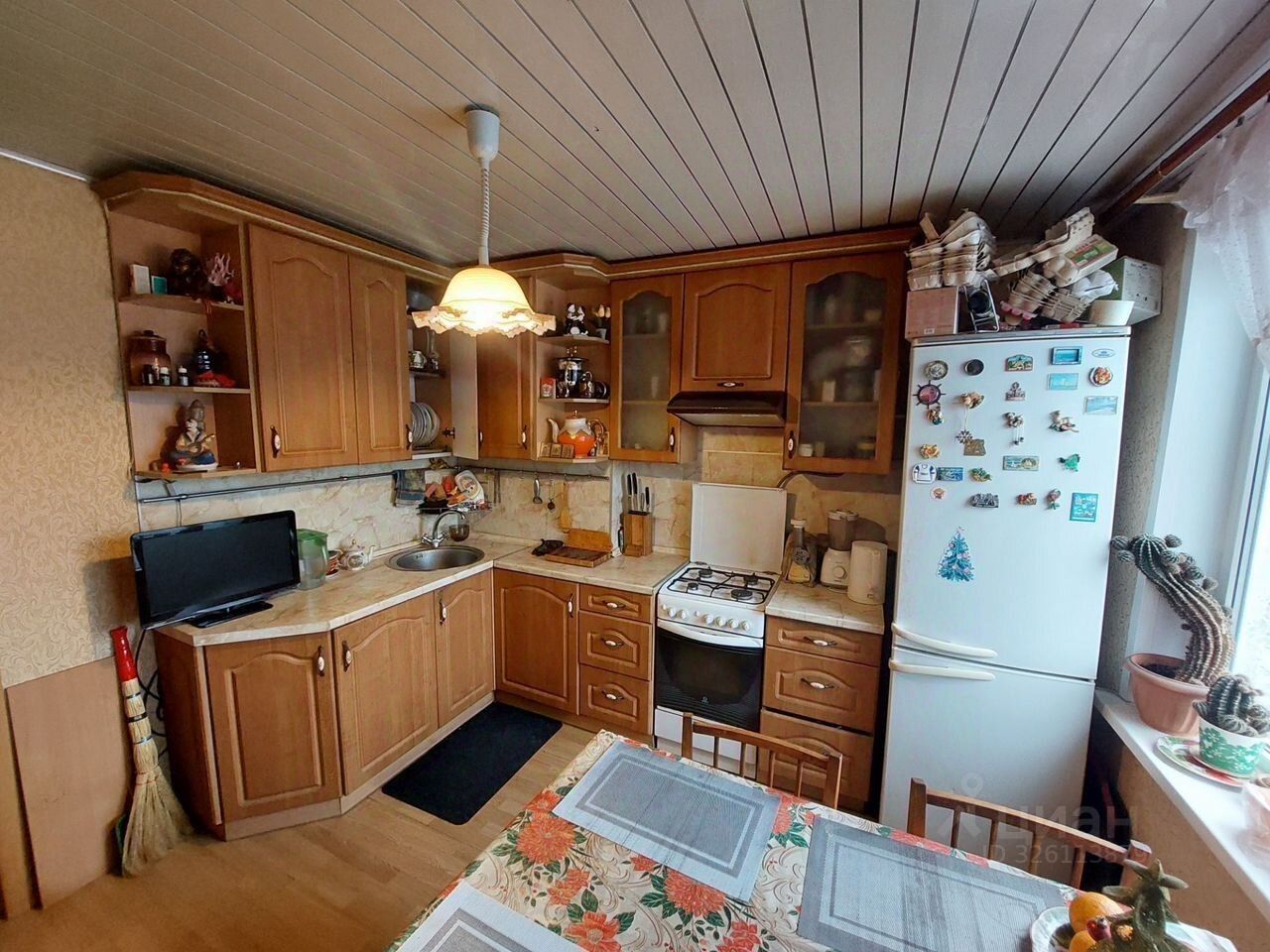 Продажа 3-комн квартиры на вторичном рынке Серпухов, Октябрьская улица,  д. 15Б