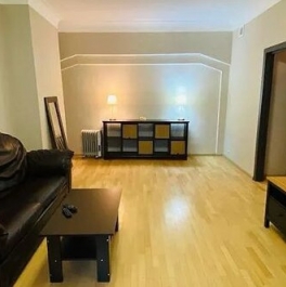 Аренда 2-комн квартиры на вторичном рынке Трёхпрудный переулок,  д. 6