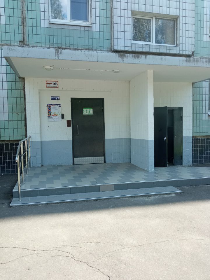 Продажа 3-комн квартиры на вторичном рынке Молоково пгт, улица Школьная, 6