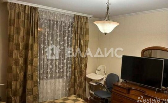 Продажа 3-комн квартиры на вторичном рынке Осенний б-р,  д. 20,  к. 1